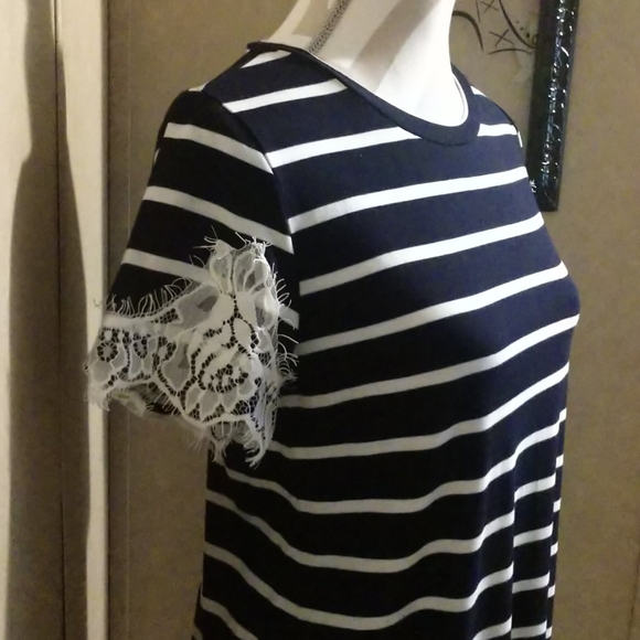 Lace Top - Picture 4 of 6